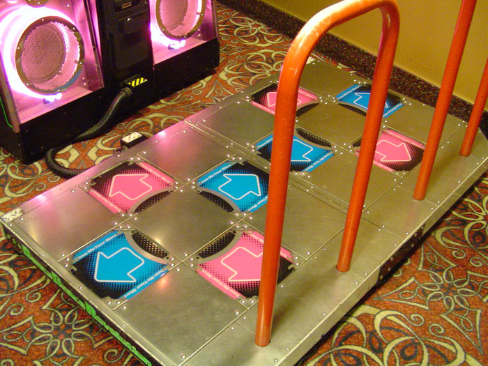 Afficher la vue 2 de Dance Dance Revolution Pad
