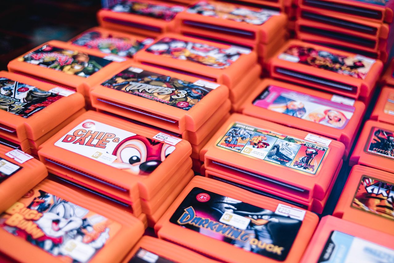 Bacs de cartouches de jeu triées par machine